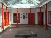 F12B0045.JPG