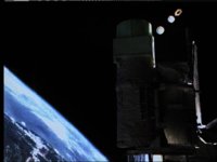 STS67004.JPG