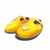 SHOE_082.GIF