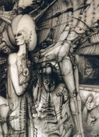 hr_giger_assuan.jpg
